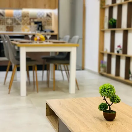 Marla Apartament *